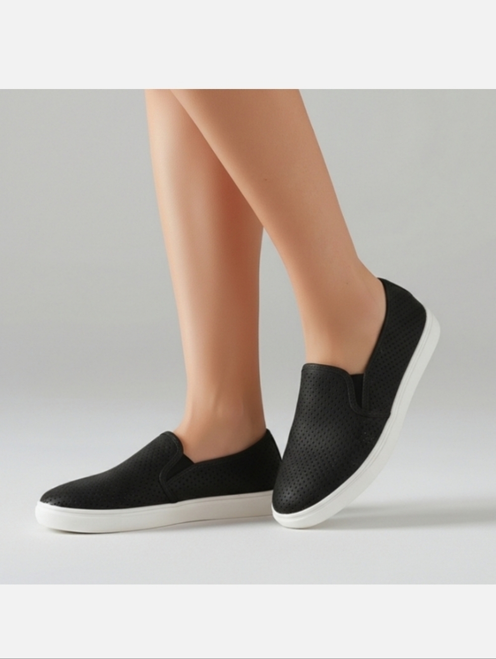 Time & Tru  Shoes Women's 6.5 Memory Foam Casual Perf Slip On Flats Sneaker
